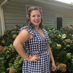 Meet your Posher, Rachel